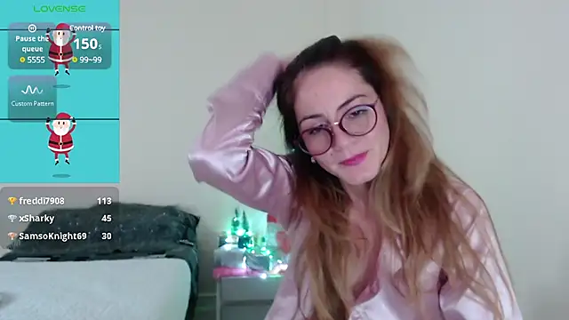 Snapshot of Hanny_24 chatting on December 30, 2024, 11:37 am Hanny 24 online show from December 30, 2024, 11:37 am