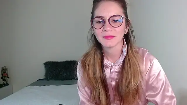 Snapshot of Hanny_24 chatting on January 9, 2025, 9:06 am Hanny 24 online show from January 9, 2025, 9:06 am