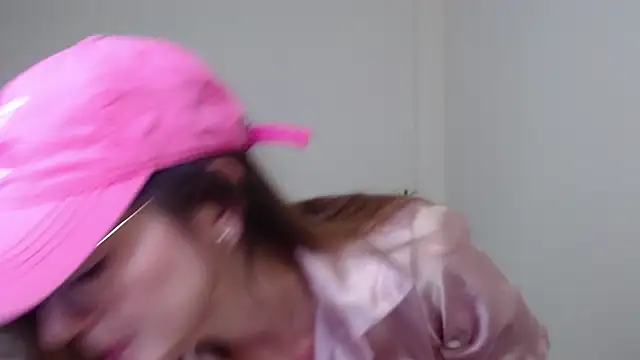 Snapshot of Hanny_24 chatting on January 9, 2025, 12:09 pm Hanny 24 online show from January 9, 2025, 12:09 pm