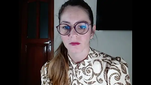 Snapshot of Hanny_24 chatting on January 22, 2025, 9:35 am Hanny 24 online show from January 22, 2025, 9:35 am