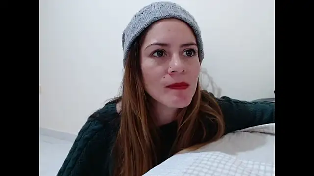 Snapshot of Hanny_24 chatting on January 22, 2025, 12:49 pm Hanny 24 online show from January 22, 2025, 12:49 pm