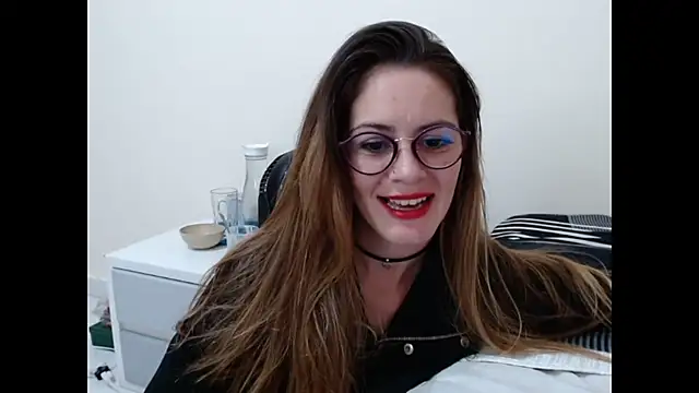 Snapshot of Hanny_24 chatting on January 23, 2025, 1:02 pm Hanny 24 online show from January 23, 2025, 1:02 pm