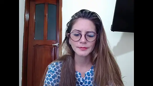 Snapshot of Hanny_24 chatting on January 31, 2025, 12:40 pm Hanny 24 online show from January 31, 2025, 12:40 pm