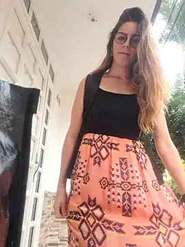 Snapshot of Hanny_24 chatting on February 17, 2025, 1:42 pm Hanny 24 online show from February 17, 2025, 1:42 pm