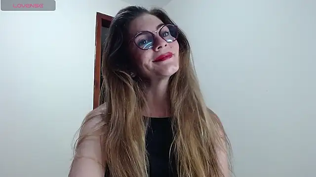 Snapshot of Hanny_24 chatting on March 2, 2025, 2:41 am Hanny 24 online show from March 2, 2025, 2:41 am