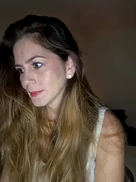 Snapshot of Hanny_24 chatting on March 21, 2025, 8:17 am Hanny 24 online show from March 21, 2025, 8:17 am