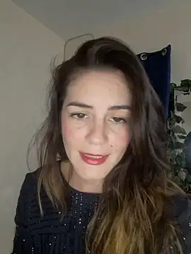 Snapshot of Hanny_24 chatting on September 11, 2025, 2:22 am Hanny 24 online show from September 11, 2025, 2:22 am