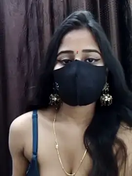 Lalisa sexy online show from February 2, 2026, 4:49 pm