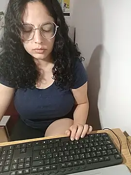 babyluna939 online show from September 10, 2025, 12:21 am