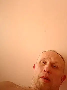 Snapshot of X46x chatting on September 26, 2025, 2:54 pm X46x online show from September 26, 2025, 2:54 pm