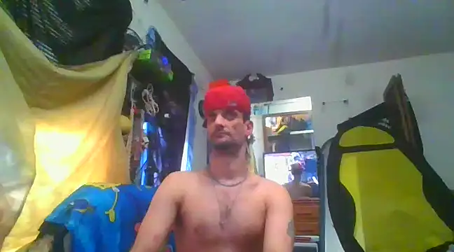 Snapshot of slinginbigD chatting on January 14, 2025, 5:56 pm slinginbigD online show from January 14, 2025, 5:56 pm