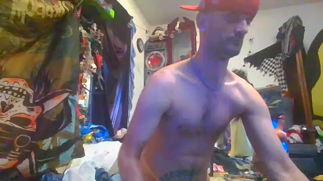 Snapshot of slinginbigD chatting on January 31, 2025, 3:44 pm slinginbigD online show from January 31, 2025, 3:44 pm