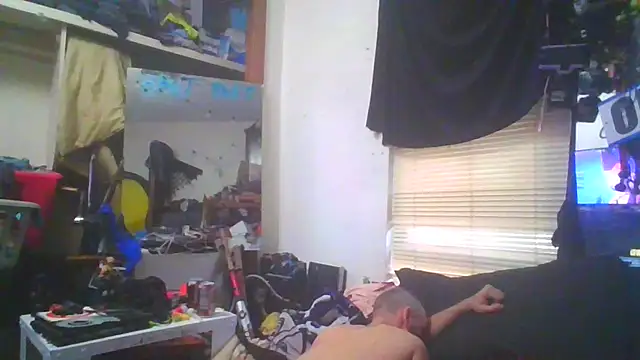 Snapshot of slinginbigD chatting on February 7, 2025, 2:58 pm slinginbigD online show from February 7, 2025, 2:58 pm