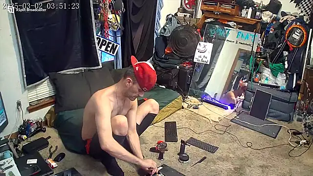 Snapshot of slinginbigD chatting on March 2, 2025, 9:53 am slinginbigD online show from March 2, 2025, 9:53 am