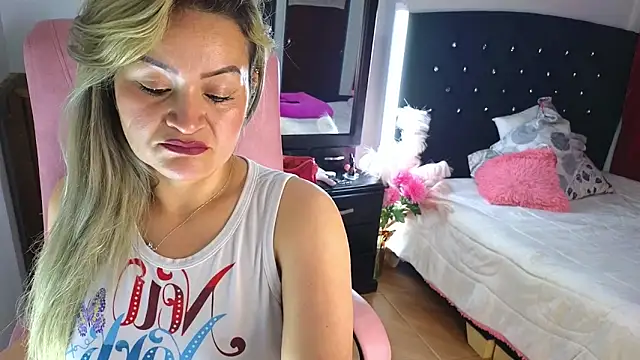 scarletteowens online show from February 6, 2026, 7:28 pm