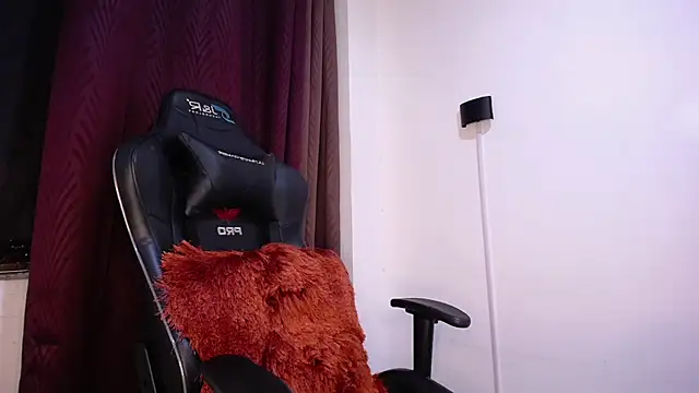 Snapshot of janna_isa chatting on March 6, 2025, 6:26 pm janna isa online show from March 6, 2025, 6:26 pm