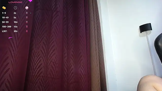 Snapshot of janna_isa chatting on March 9, 2025, 7:05 pm janna isa online show from March 9, 2025, 7:05 pm