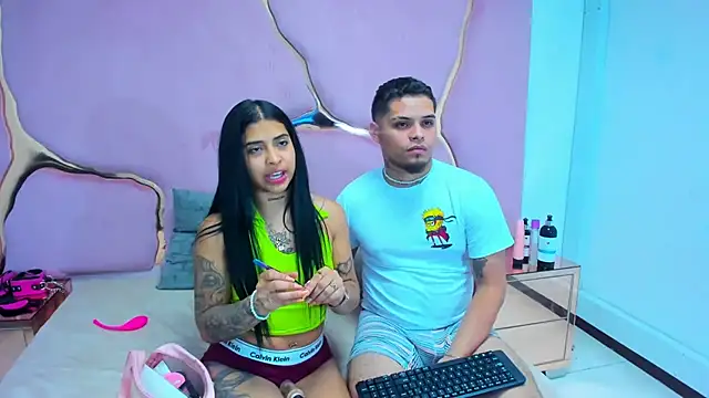 MelissaAndZeuss online show from December 22, 2024, 4:28 am