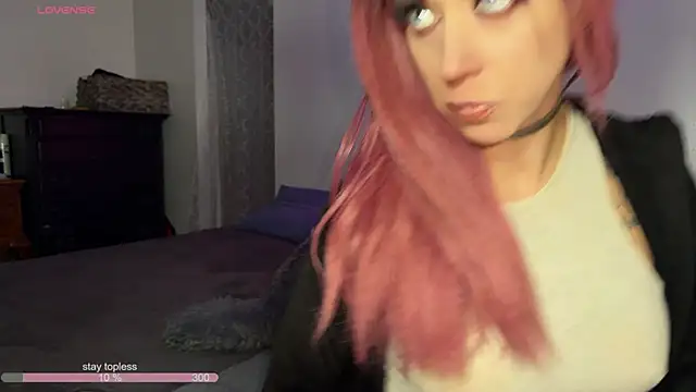 Snapshot of VeronicaRonnieTaylor chatting on January 18, 2026, 11:47 am VeronicaRonnieTaylor online show from January 18, 2026, 11:47 am