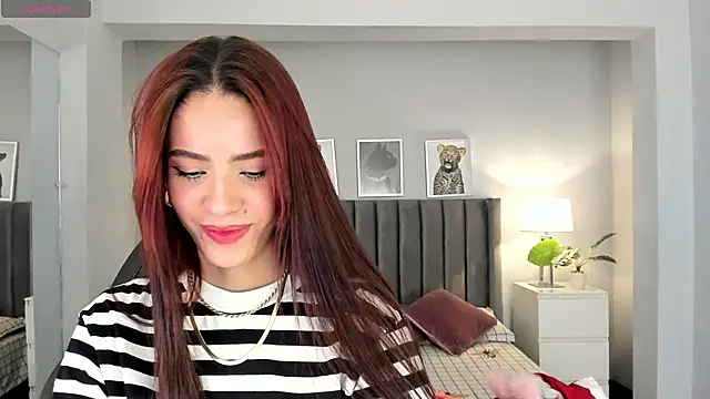 Snapshot of Madie__collins chatting on January 13, 2025, 12:02 pm Madie collins online show from January 13, 2025, 12:02 pm