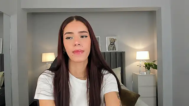 Snapshot of Madie__collins chatting on February 19, 2025, 10:56 am Madie collins online show from February 19, 2025, 10:56 am