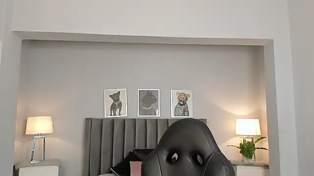 Snapshot of Madie__collins chatting on February 28, 2025, 10:52 am Madie collins online show from February 28, 2025, 10:52 am