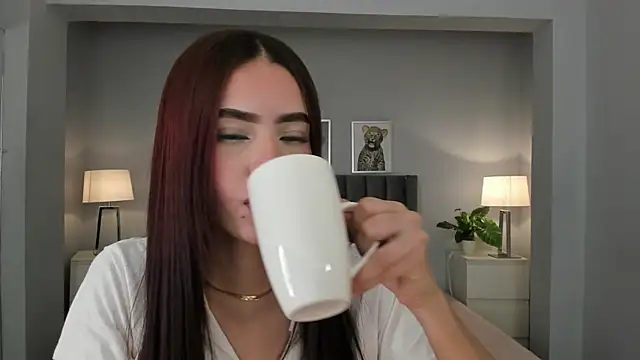 Snapshot of Madie__collins chatting on March 21, 2025, 11:44 am Madie collins online show from March 21, 2025, 11:44 am