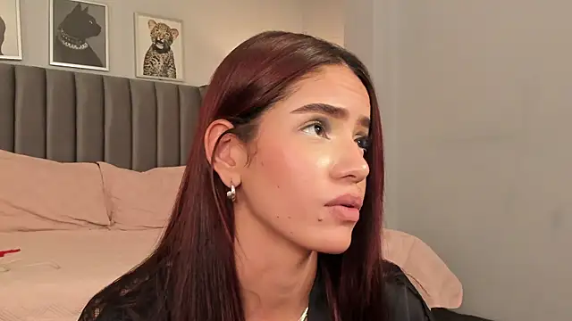 Snapshot of Madie__collins chatting on March 21, 2025, 5:56 pm Madie collins online show from March 21, 2025, 5:56 pm