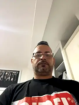 party2025 online show from October 9, 2025, 1:14 am