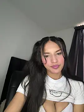 Snapshot of Dulceeany chatting on January 30, 2025, 8:53 pm Dulceeany online show from January 30, 2025, 8:53 pm