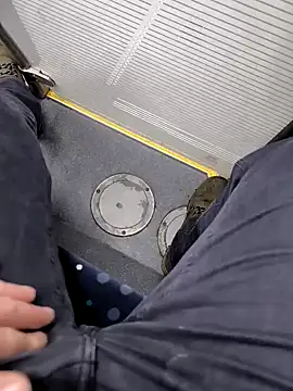 Snapshot of OdinWolf1990 chatting on February 6, 2025, 5:35 am OdinWolf1990 online show from February 6, 2025, 5:35 am