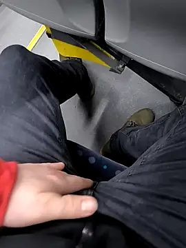 Snapshot of OdinWolf1990 chatting on February 7, 2025, 5:20 am OdinWolf1990 online show from February 7, 2025, 5:20 am