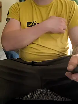 Snapshot of OdinWolf1990 chatting on February 15, 2025, 4:36 am OdinWolf1990 online show from February 15, 2025, 4:36 am