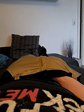 Snapshot of OdinWolf1990 chatting on February 20, 2025, 3:52 pm OdinWolf1990 online show from February 20, 2025, 3:52 pm