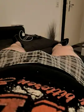 Snapshot of OdinWolf1990 chatting on March 3, 2025, 8:11 pm OdinWolf1990 online show from March 3, 2025, 8:11 pm