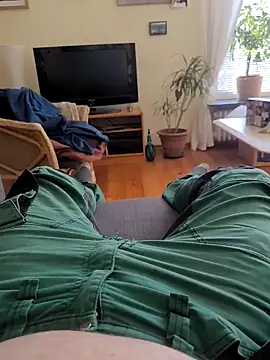 Snapshot of OdinWolf1990 chatting on March 9, 2025, 10:19 am OdinWolf1990 online show from March 9, 2025, 10:19 am