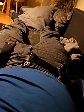 OdinWolf1990 online show from December 3, 2025, 3:21 pm