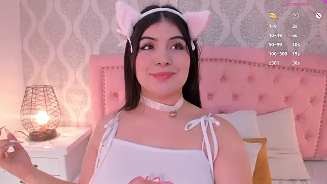 martina rivera  online show from February 19, 2025, 2:55 pm