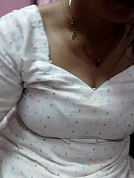 Urmila bhabhii online show from March 19, 2025, 3:29 pm