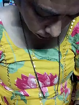 Urmila bhabhii online show from October 9, 2025, 2:48 pm