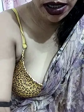 Snapshot of Urmila_bhabhii chatting on May 12, 2026, 3:20 pm Urmila bhabhii online show from May 12, 2026, 3:20 pm