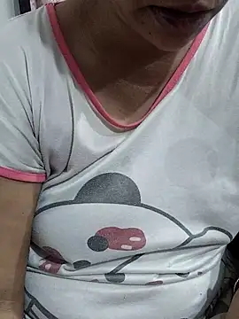 Snapshot of Urmila_bhabhii chatting on May 24, 2026, 4:12 pm Urmila bhabhii online show from May 24, 2026, 4:12 pm