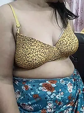 Snapshot of Urmila_bhabhii chatting on May 25, 2026, 4:46 pm Urmila bhabhii online show from May 25, 2026, 4:46 pm