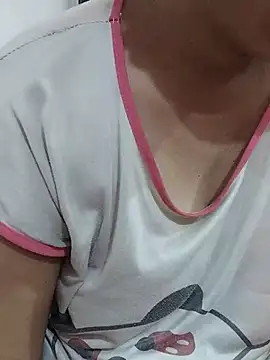 Snapshot of Urmila_bhabhii chatting on May 27, 2026, 3:03 am Urmila bhabhii online show from May 27, 2026, 3:03 am