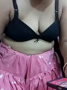 Snapshot of Urmila_bhabhii chatting on June 18, 2026, 9:58 am Urmila bhabhii online show from June 18, 2026, 9:58 am