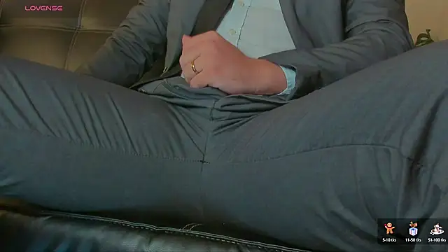 MrLonely02 online show from December 28, 2024, 11:05 pm