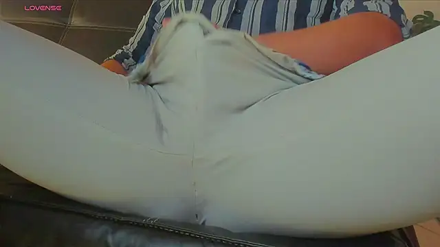 MrLonely02 online show from January 4, 2025, 5:16 am