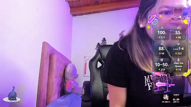 Snapshot of Sabrina_Hall_ chatting on October 13, 2025, 12:54 am Sabrina Hall online show from October 13, 2025, 12:54 am