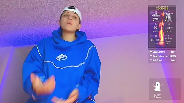 Snapshot of aron_wi chatting on December 5, 2024, 4:20 am aron wi online show from December 5, 2024, 4:20 am