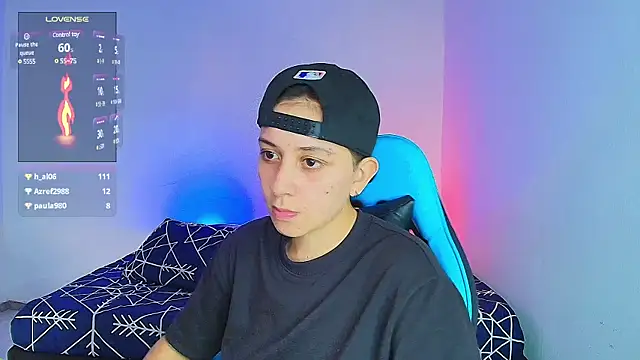 Snapshot of aron_wi chatting on January 29, 2025, 9:17 pm aron wi online show from January 29, 2025, 9:17 pm